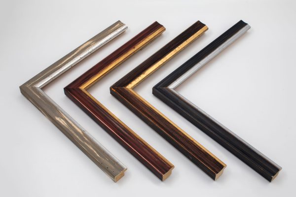 668-4 NEGRA FILO ORO