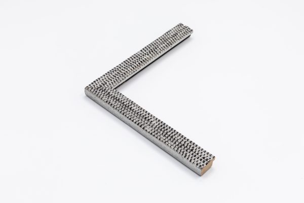 738-020 SILVER AND BLACK BALLS GR