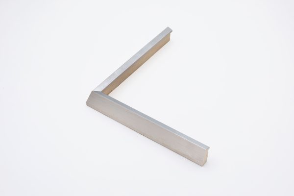 853-256 SILBER UND WEISS